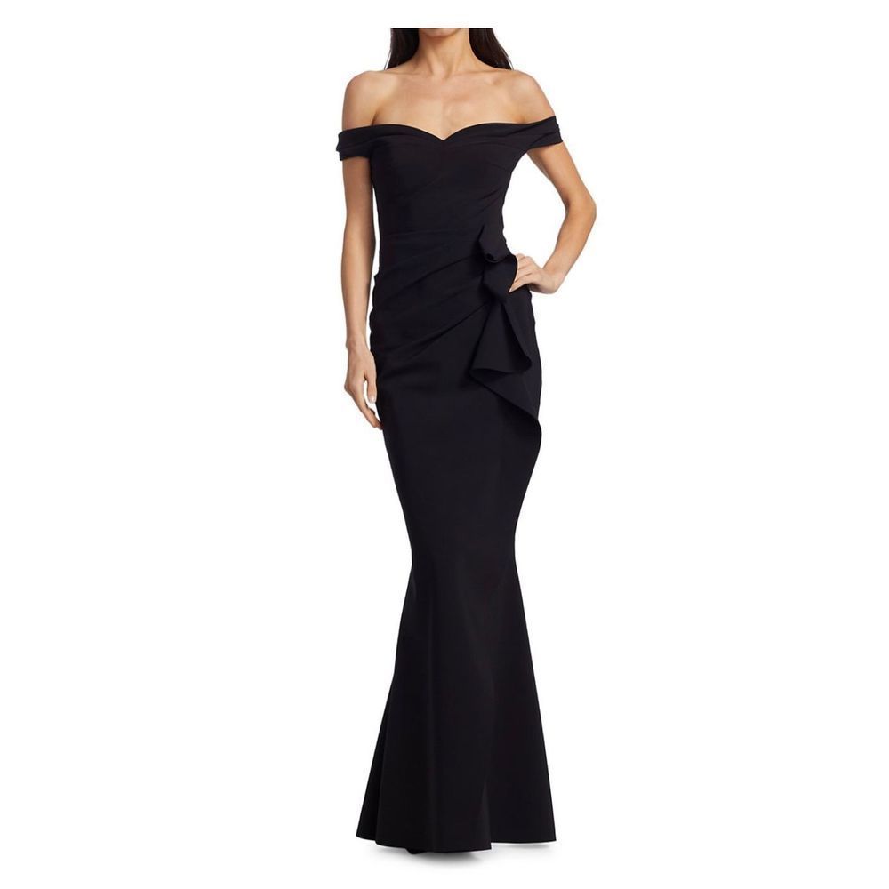 Chiara Boni La Petite Robe Off-The-Shoulder Sweetheart Radoslava Gown